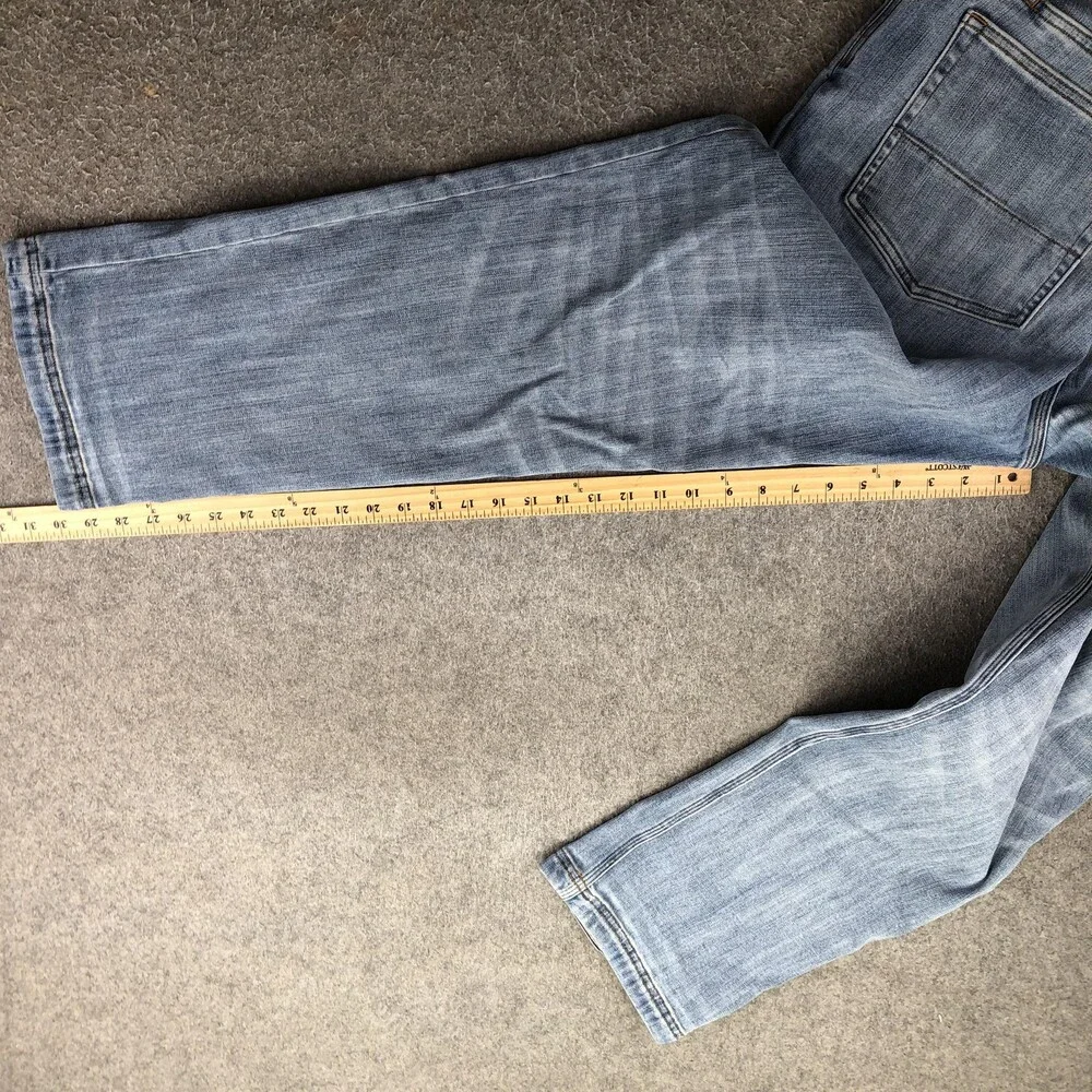 Duluth Jeans Mens 36x30 Blue Ballroom Double Flex Wash Relaxed Straight Denim